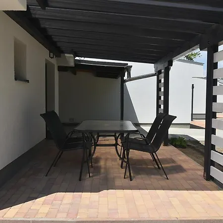 Szentesi Sport- Es Ueduelokoezpont Lodge Szentes