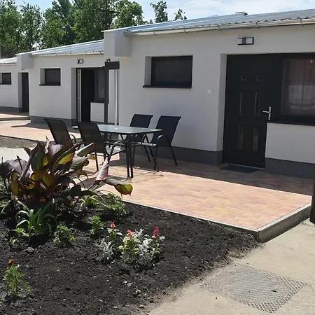 Szentesi Sport- Es Ueduelokoezpont Szentes