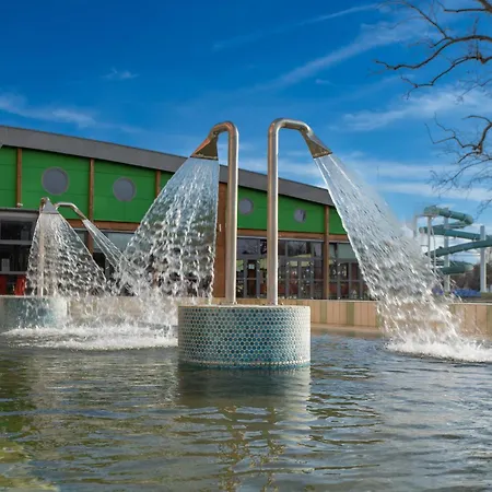 Szentesi Sport- Es Ueduelokoezpont Szentes